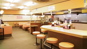 浜屋 小倉店 店内